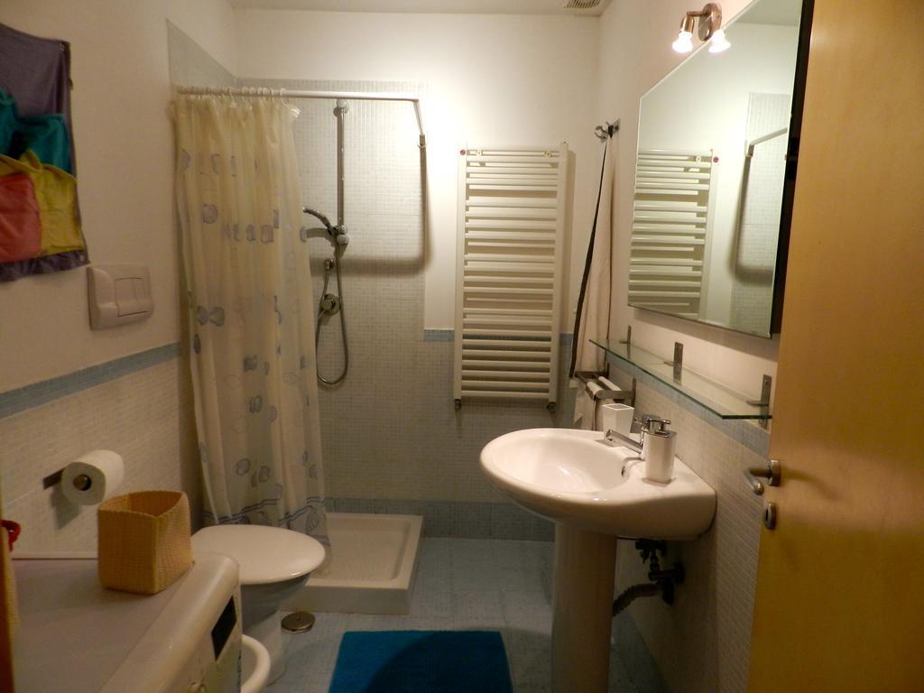 Апартаменты Modern Flat Cavour Неаполь Экстерьер фото